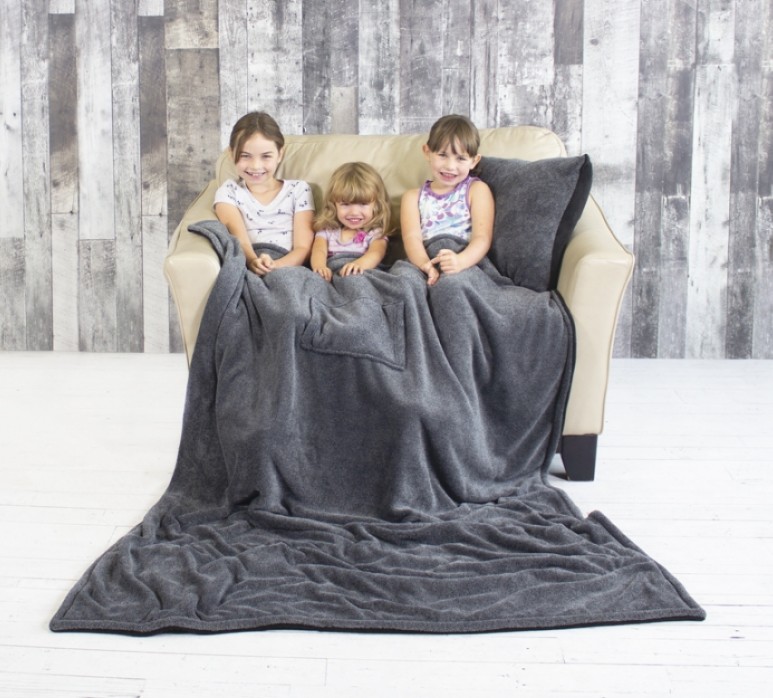 Micasa Tv Blanket Pillow 50x70 Whiteridge Inc