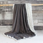 Lux Faux Fur Throw (57x70)